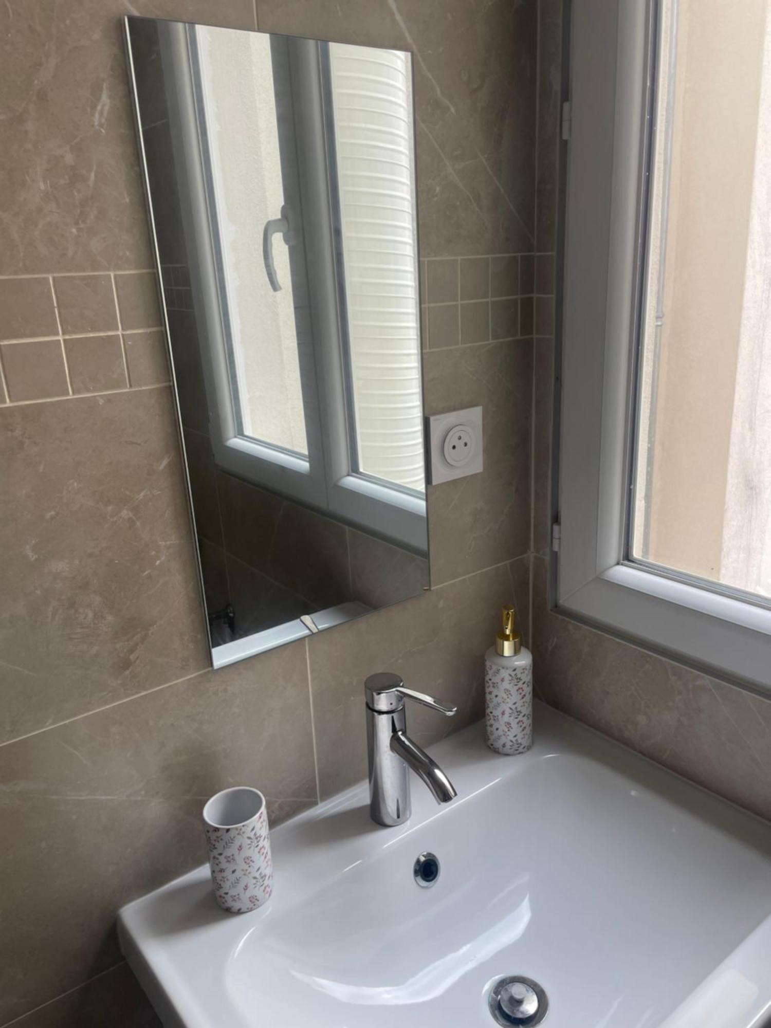 Montmartre Cosy Apartment Paris Luaran gambar