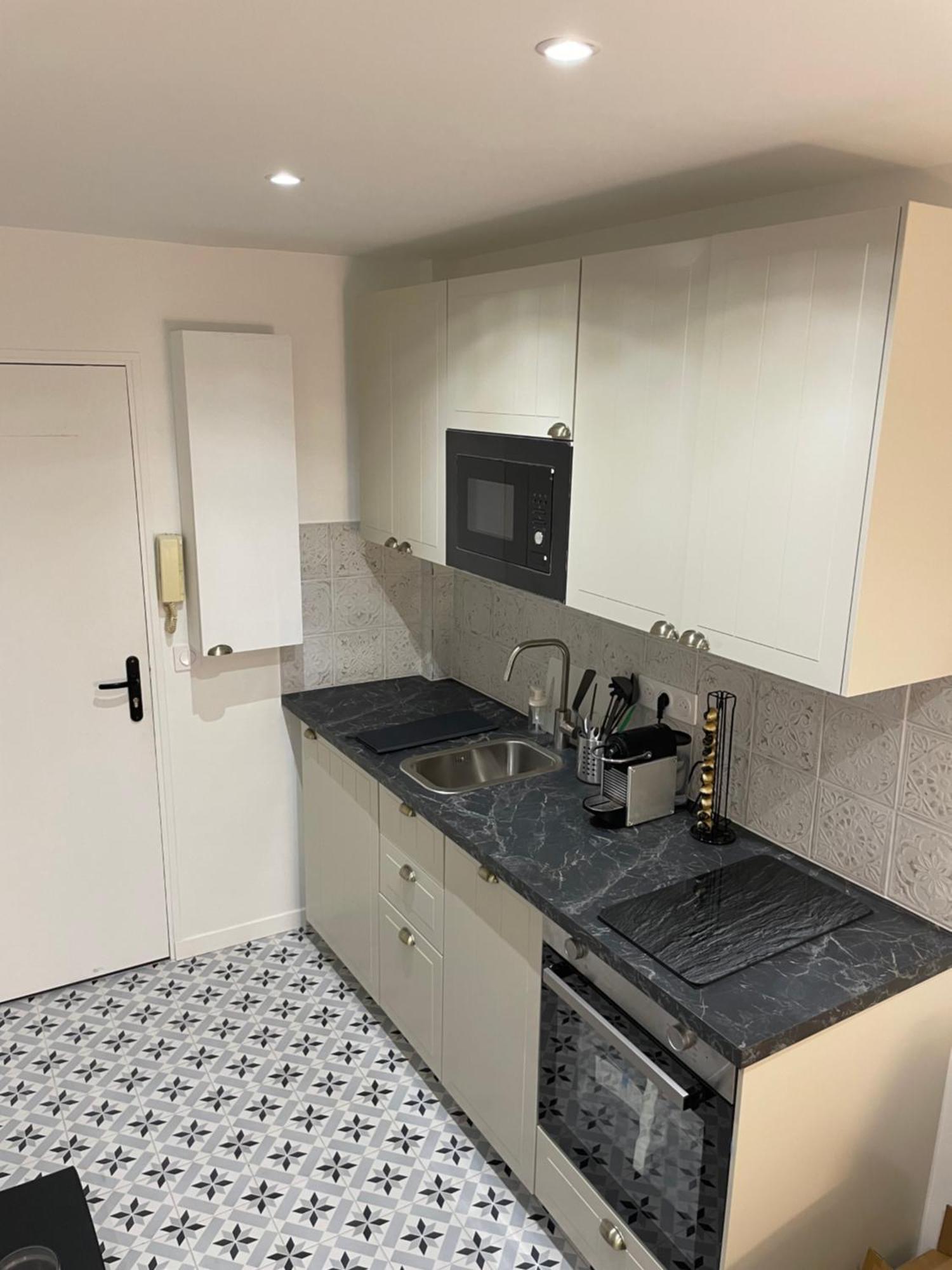 Montmartre Cosy Apartment Paris Luaran gambar